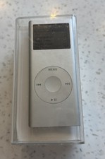 Apple iPod A1199 Nano 2nd Generation Silver 2gb