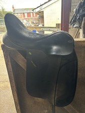 Sue Carson Harmony Dressage Saddle 17.5" with Flair
