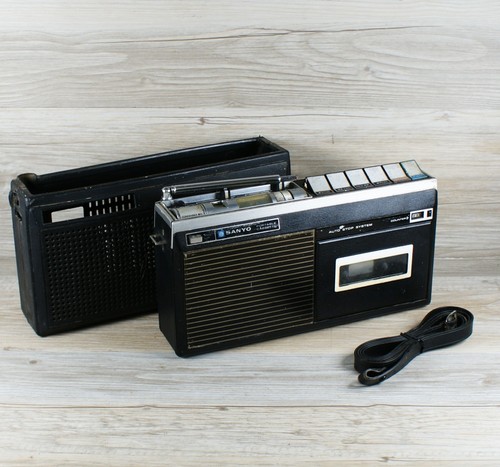 Sanyo 4141g vintage - 70s, 80s