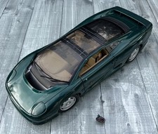Maisto Jaguar XJ220 Metallic Racing Green 1992 Diecast Model Car 1:12 Scale