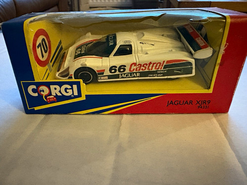Corgi jaguar xjr9 - corgi,