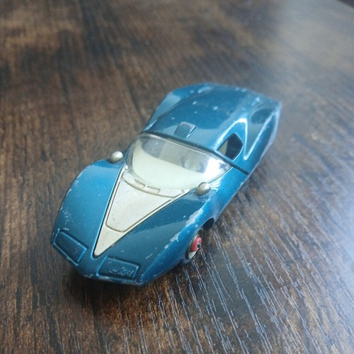 Corgi toys chevrolet astro - corgi,