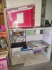 Rainbow High Doll House