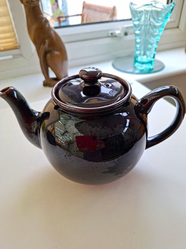 Sadler brown glossy ceramic - brown,