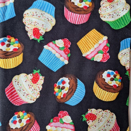 Cupcake print quilting cotton - cupcake,