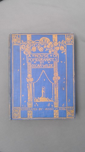 House pomegranates - house,