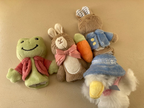 Peter rabbit finger puppets - peter,
