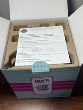 Scentsy Disney ALICE IN
