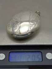 Vintage Large 20 gr Oval