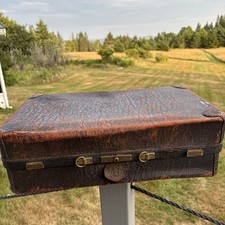 Old World European Antique Leather Suitcase Luggage Home Decor Storage Prop