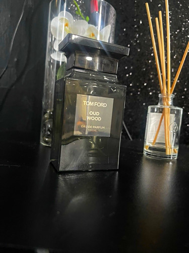 Tom ford oud - tom,