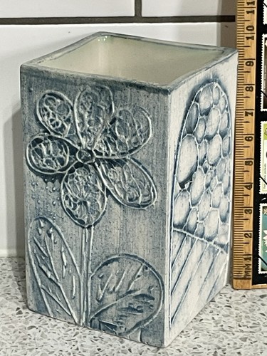 10cm high blue - high, carn