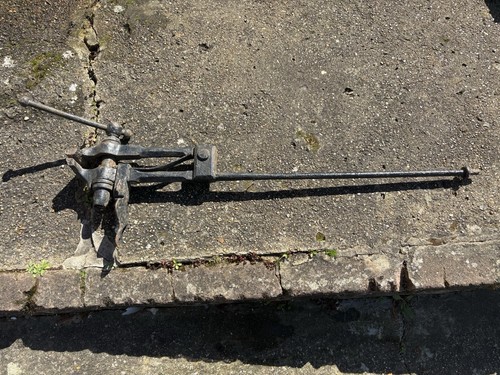 Antique large vise - antique,