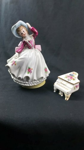 Vintage porcelain rotating - vintage,