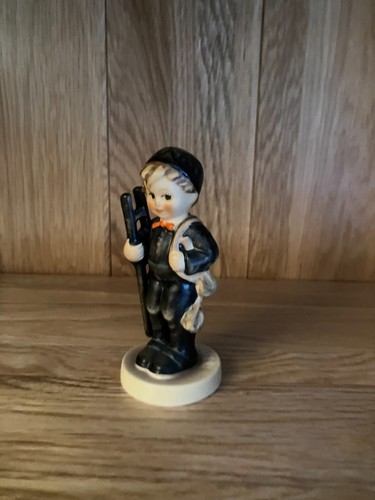 Goebel hummel figure - hummel,