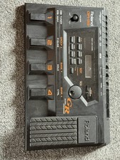 Roland GR-33 Guitar Synthesizer with Manual