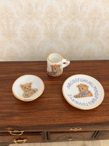 Dolls house scale - 1/12,