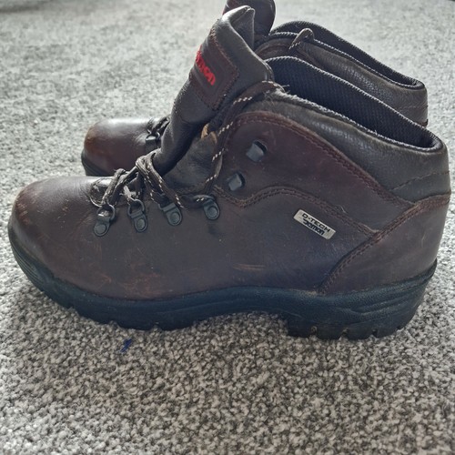 Demon tech walking boots - d-tech,
