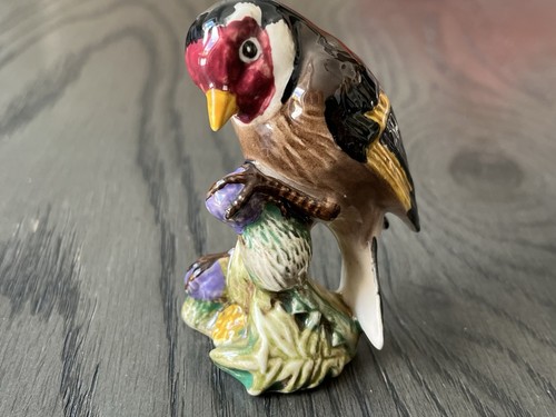 Beswick garden bird figure - beswick,