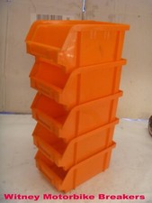 VONHAUS WORKSHOP WALL STORAGE OR STACKING BIN BINS SET OF 5 c.160 x 100 x 70mm