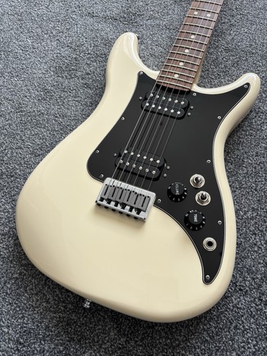 Fender lead white - ii, solid