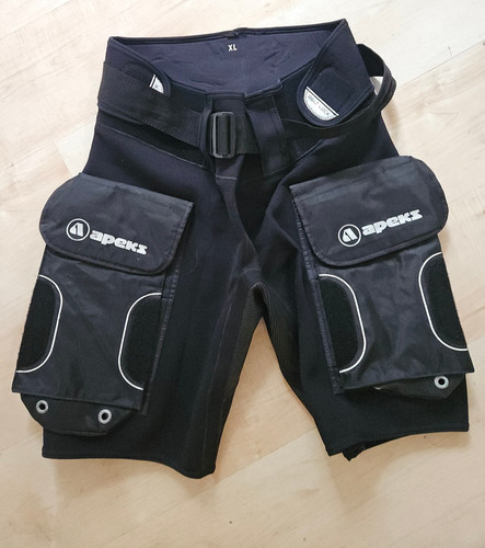 Apeks tech scuba dive shorts - apeks,