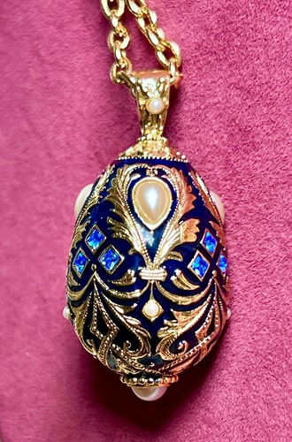 Joan rivers fabergé egg - fabergé,