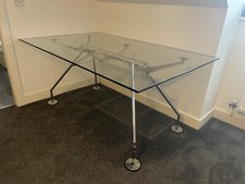 Tecno Nomos Table Norman