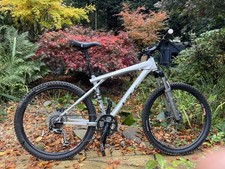 GT Avalanche 2.0 L  Mountain Bike 26-inch Wheels 