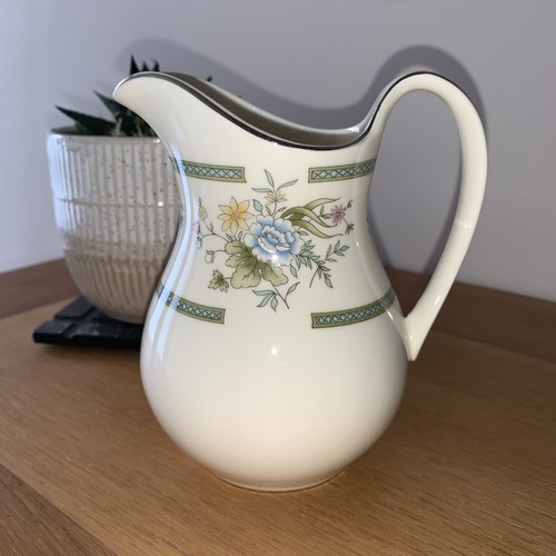 Vintage royal doulton adrienne - royal,