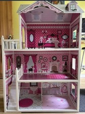 Isabelle's Wooden Doll House Girls Smyths 124 x 84 x 34, Excellent condition.
