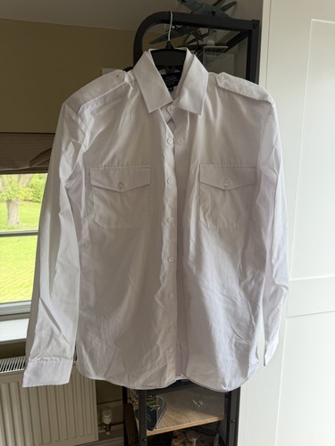 Brook taverner pilot - 2, x