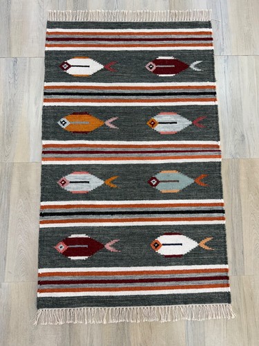 Hand woven wool area rug - area, x