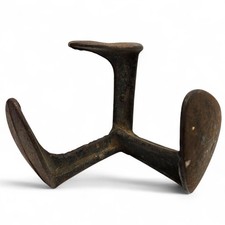Antique Cast Iron Cobbler’s