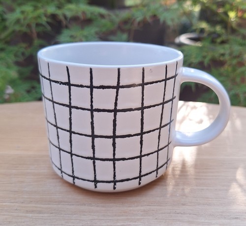 Large habitat mug scraffito - large,