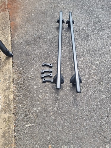 Halfords rail roof bars - roof,