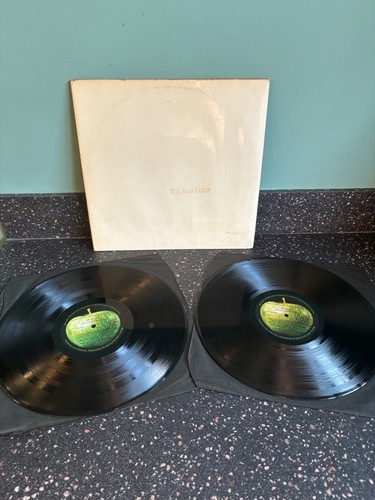 The beatles white album - white,