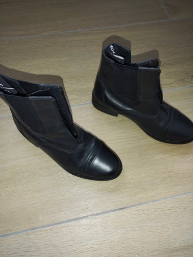 Toggi black leather - black,