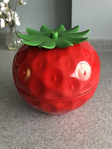 Vintage strawberry aluminium - vintage,