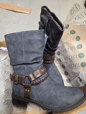 Pavers Women's Boots Size 5