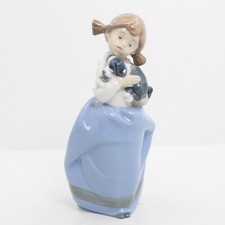 Lladro Nao Girl Holding