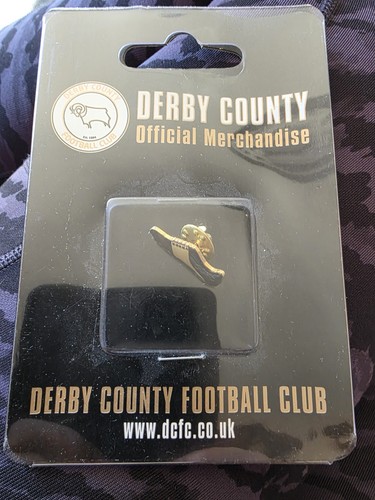 Derby county pin badge - derby,