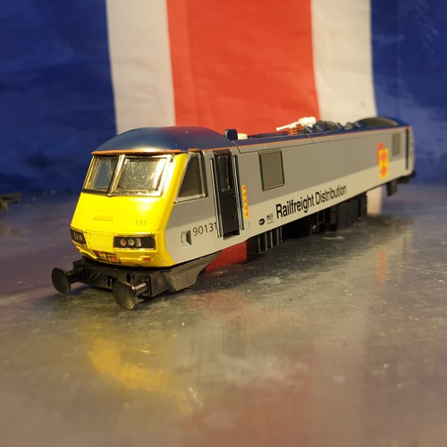 Hornby class locomotive - oo,