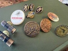 11 Gun Knife  Lapel Pins Case