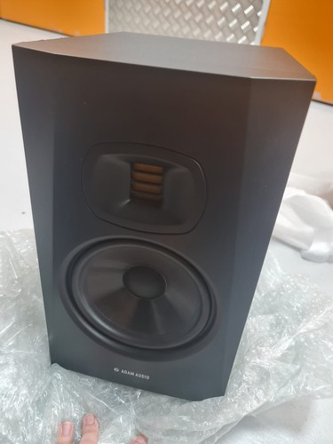 Adam audio t7v inch active - t7v, 7-inch