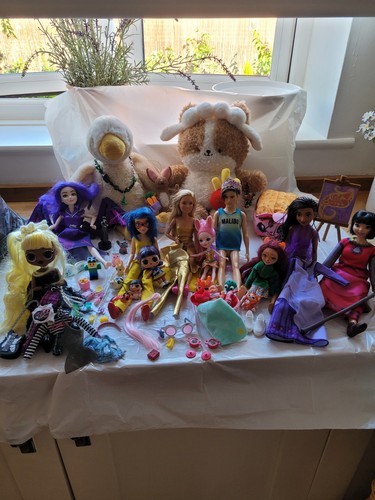Barbie doll bundle job - job, lot