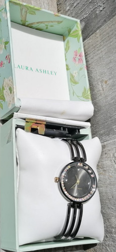 Laura ashley floating - ashley, crystal