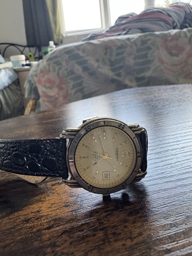 Constant watch - constant,
