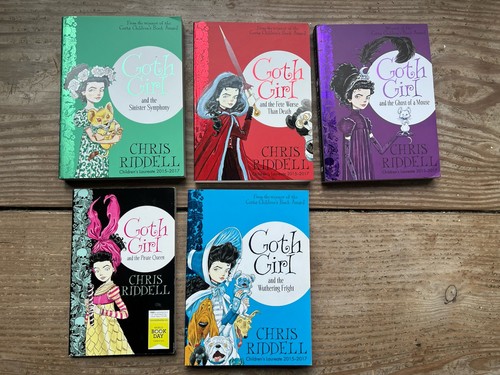 Goth girl books chris - 5x, by