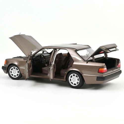 Norev mercedes 500e 1990 - 1:18,